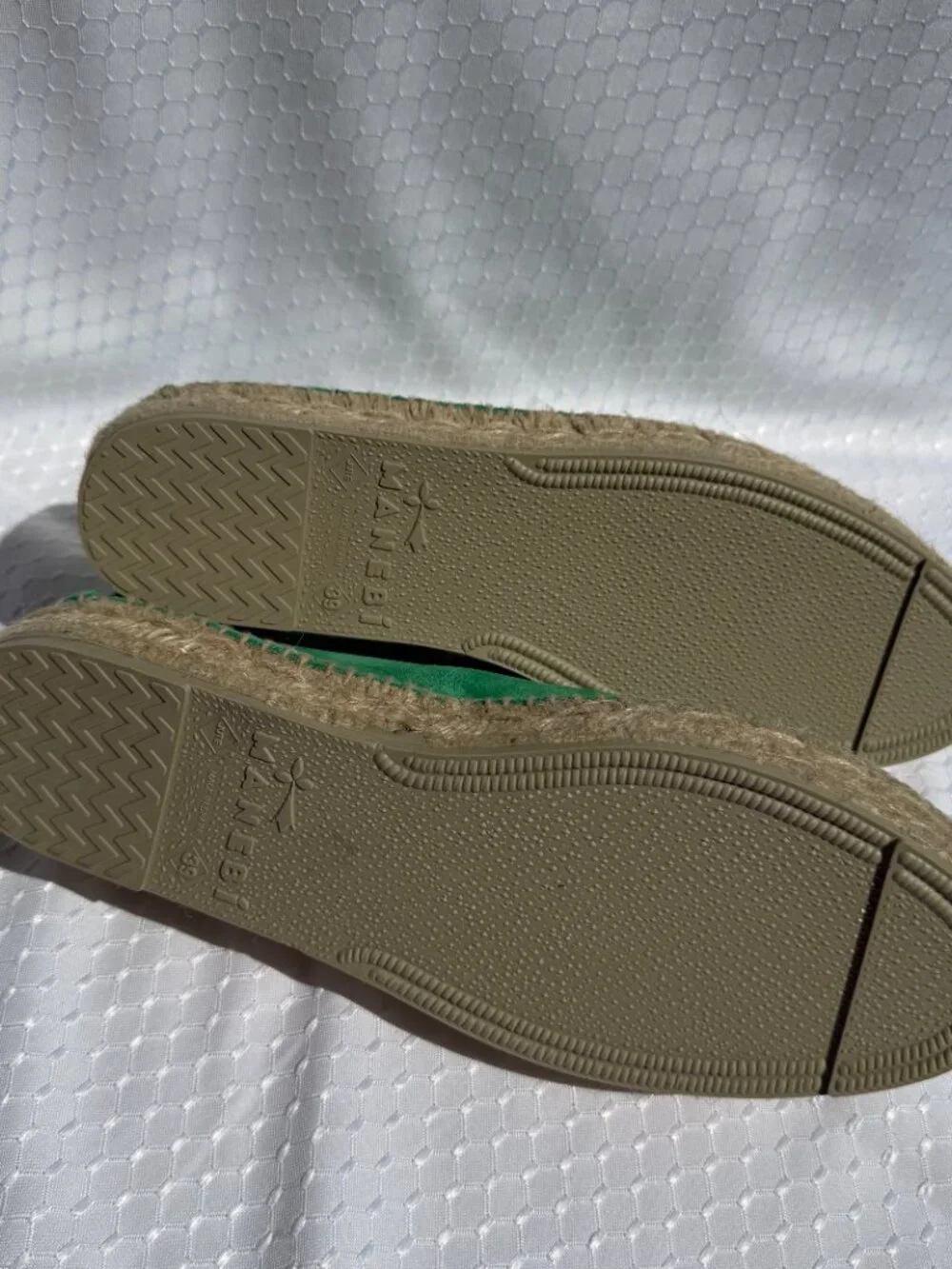 Manebí manebi suede